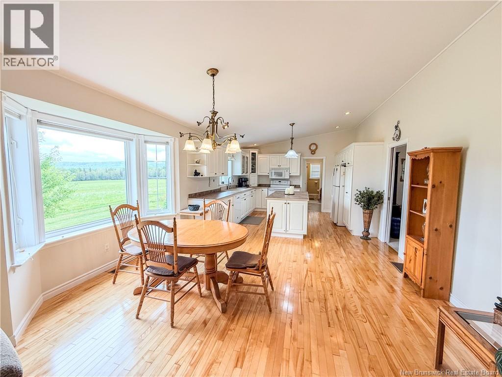 36 Meredith Drive - Image 24
