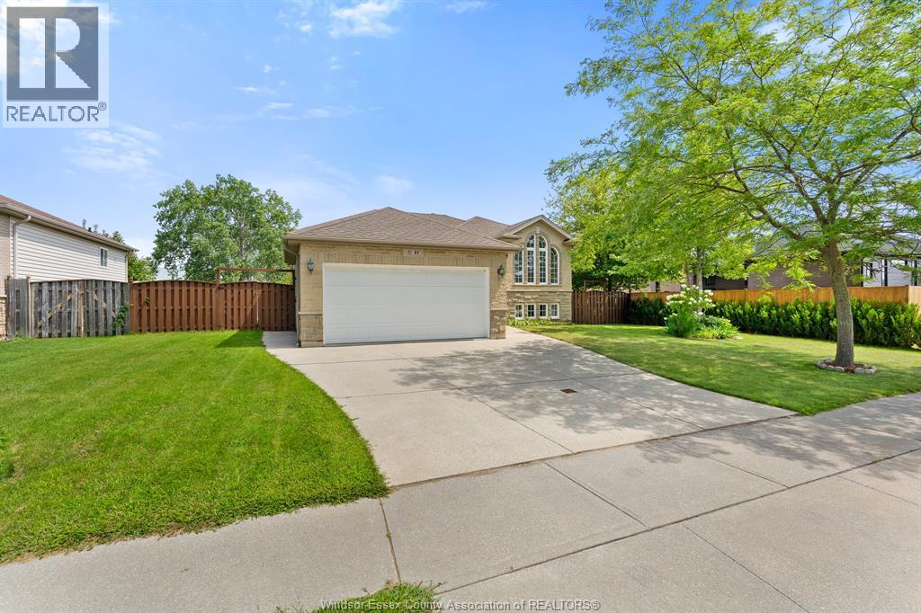 17 Hazel CRESCENT - 2