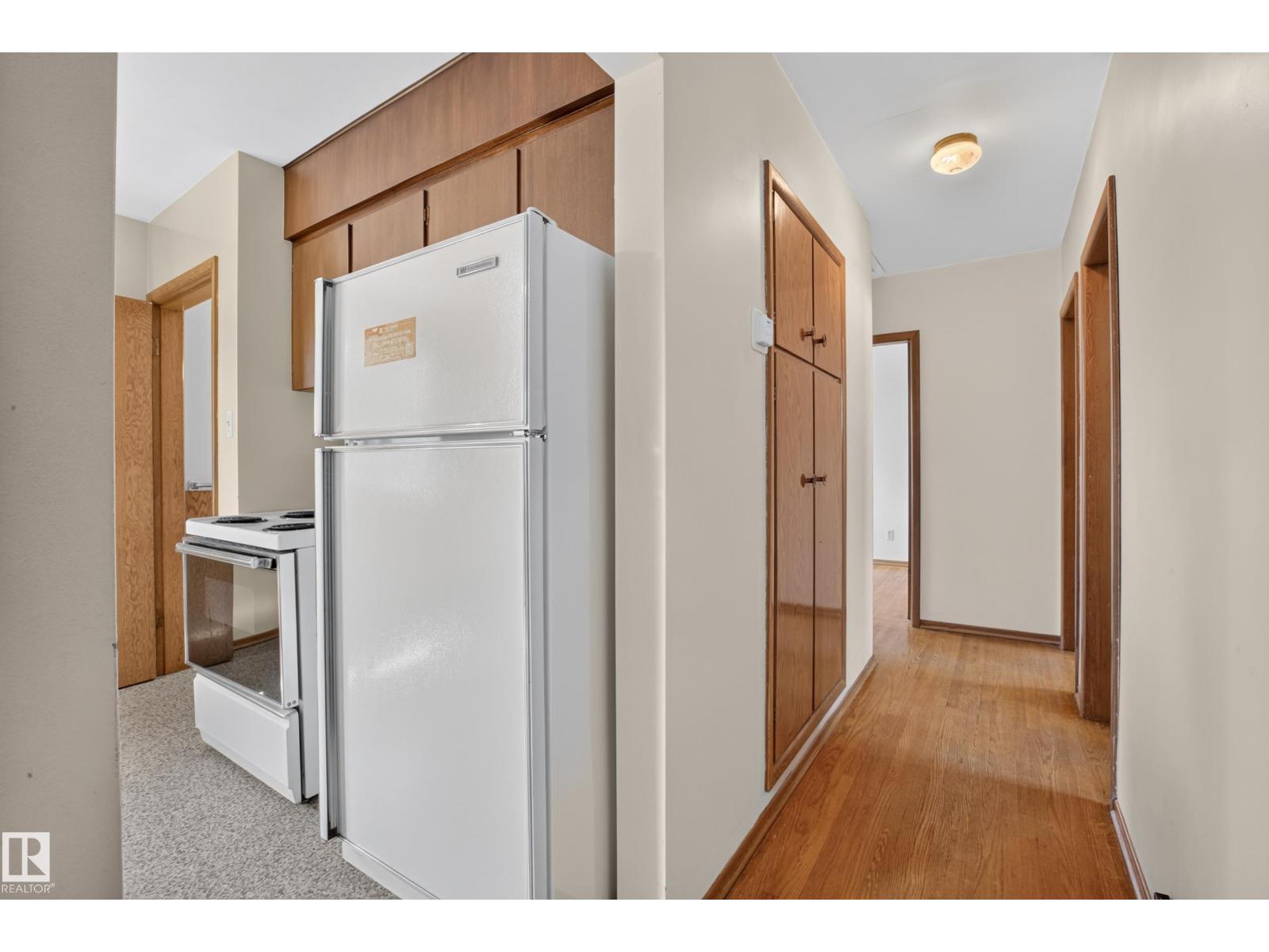 16009 93A AV NW - Image 24