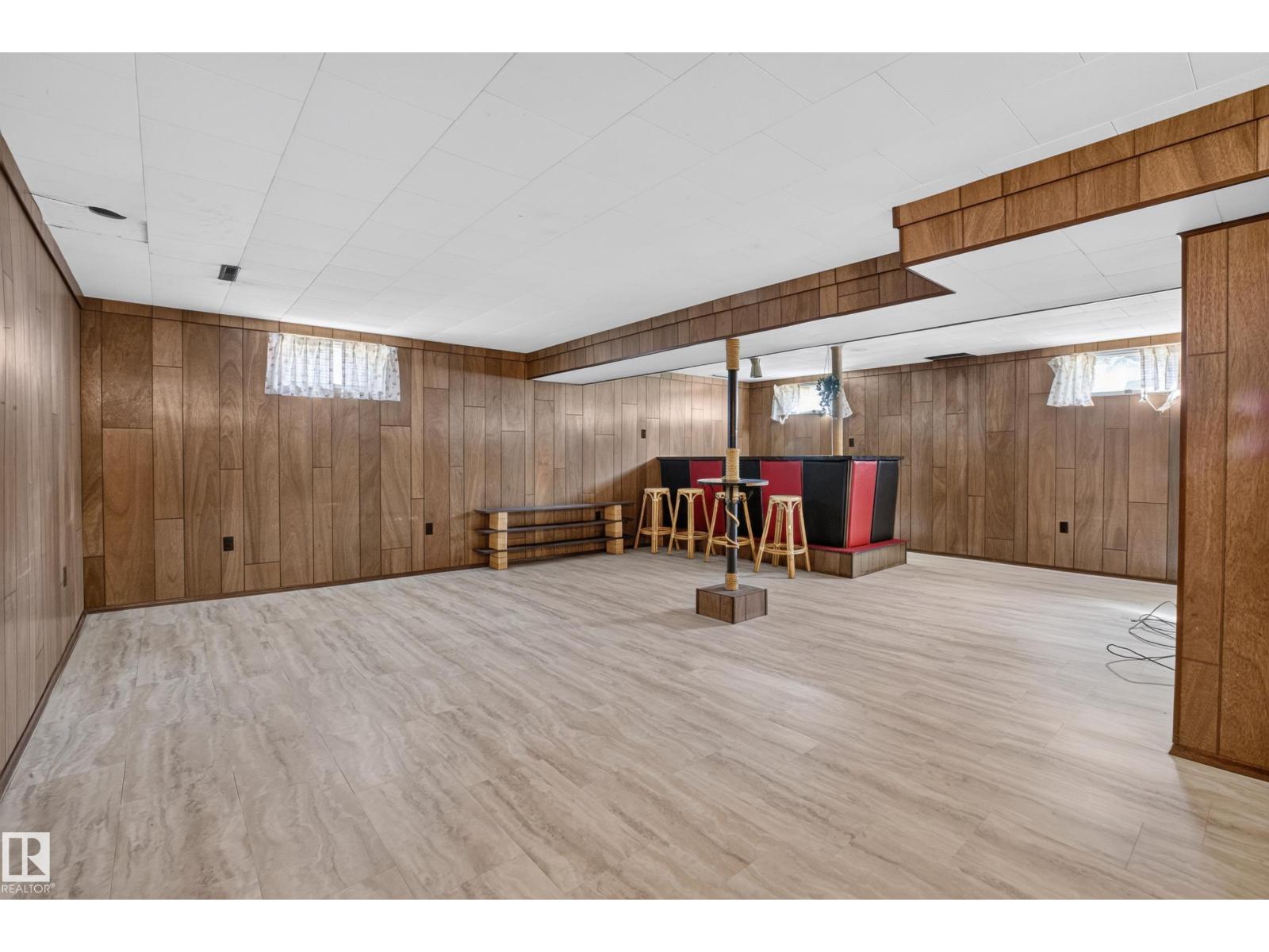 16009 93A AV NW - Image 34