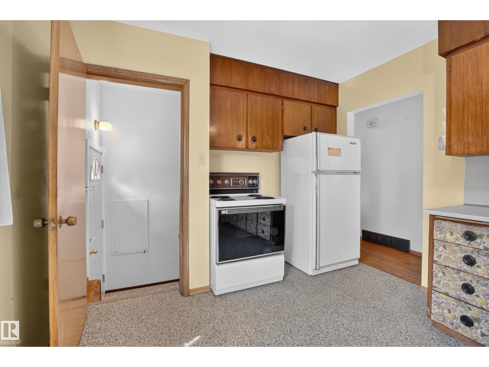 16009 93A AV NW - Image 22