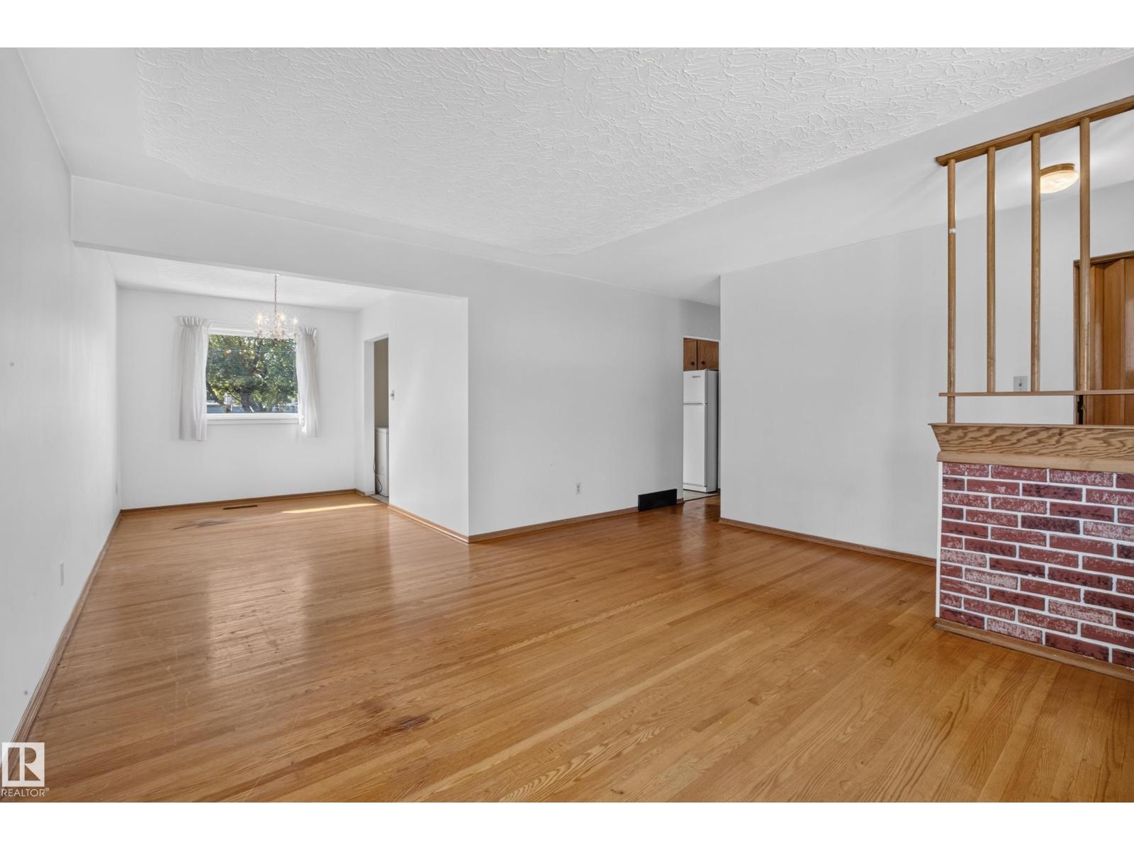 16009 93A AV NW - Image 12