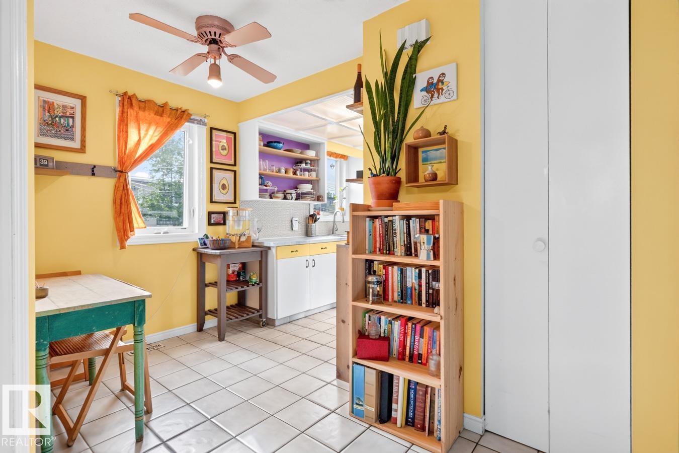 11941 83 ST NW - 12
