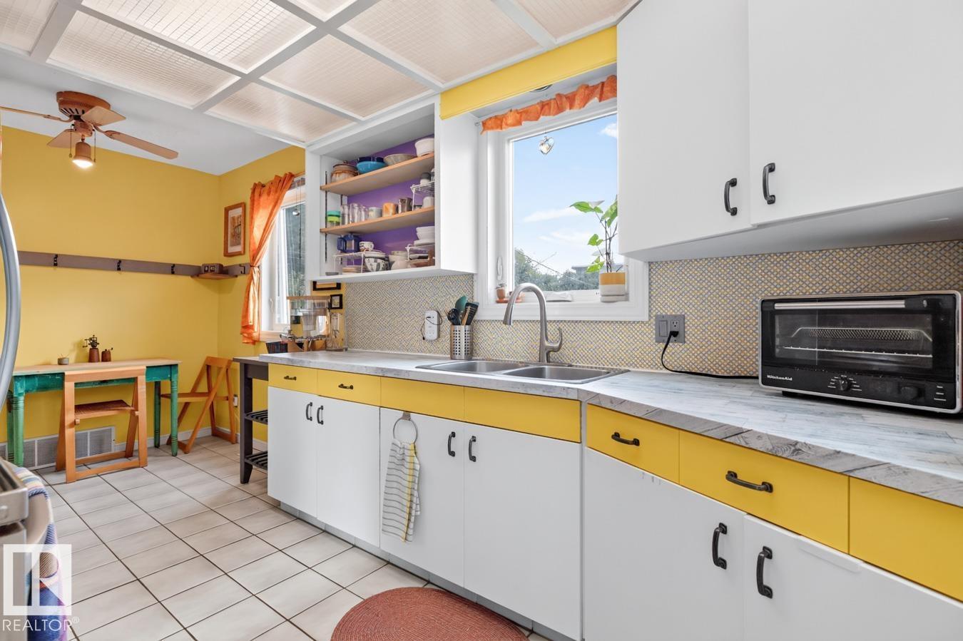 11941 83 ST NW - 16