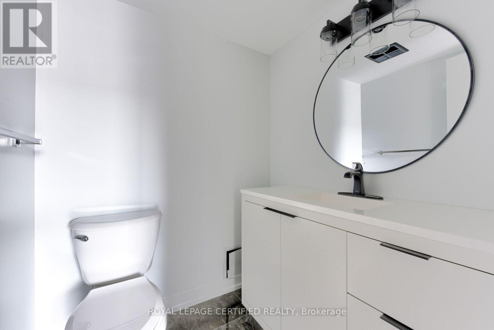 #301 3170 KIRWIN AVENUE - Image 32
