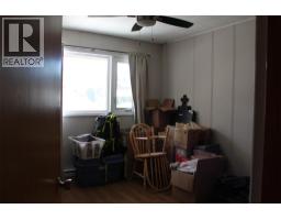 Primary Bedroom - 119 2nd Avenue Nw, Nakusp, BC V0G1R0 Photo 12