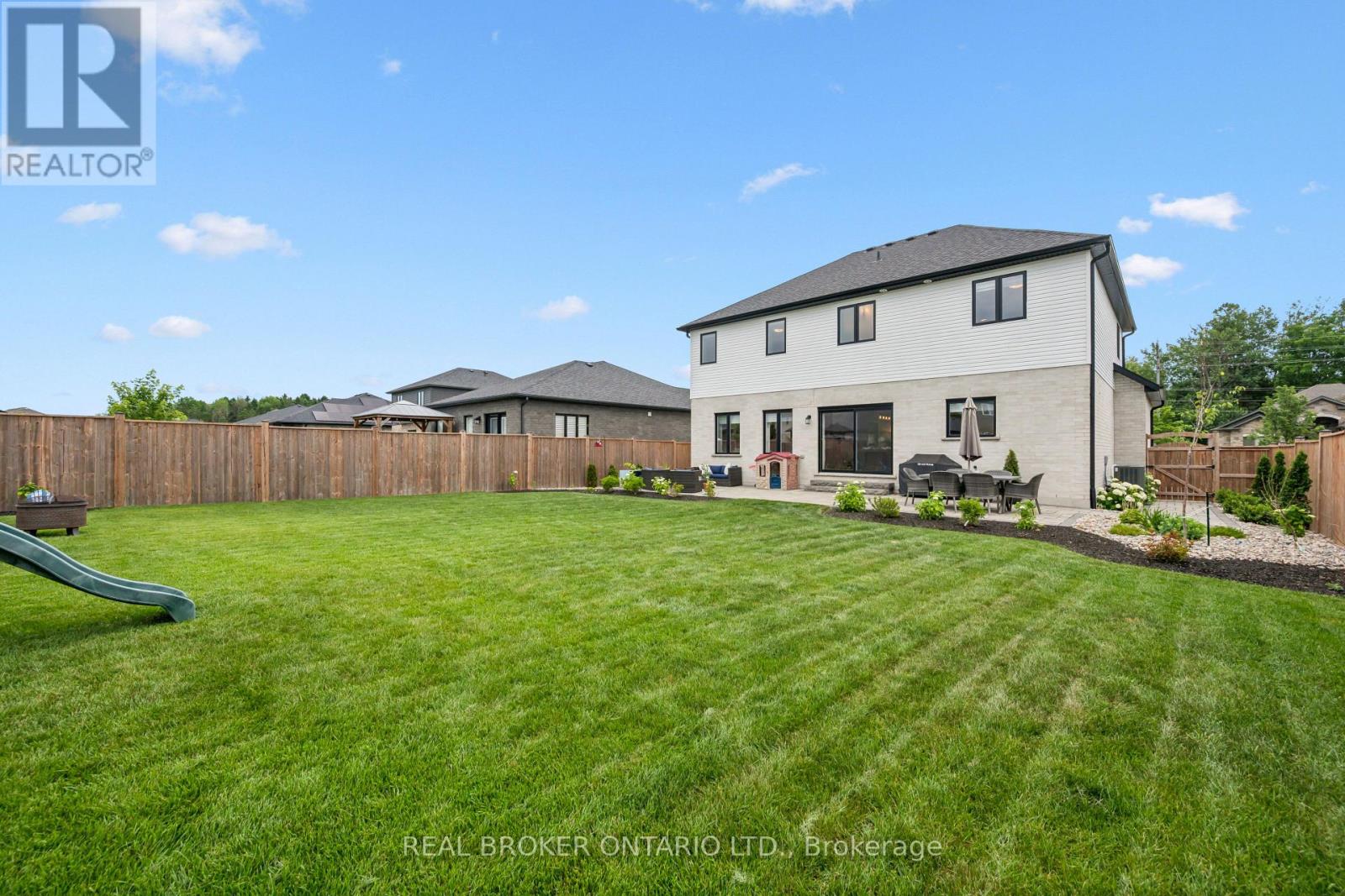 415 ROGERS ROAD - Image 44