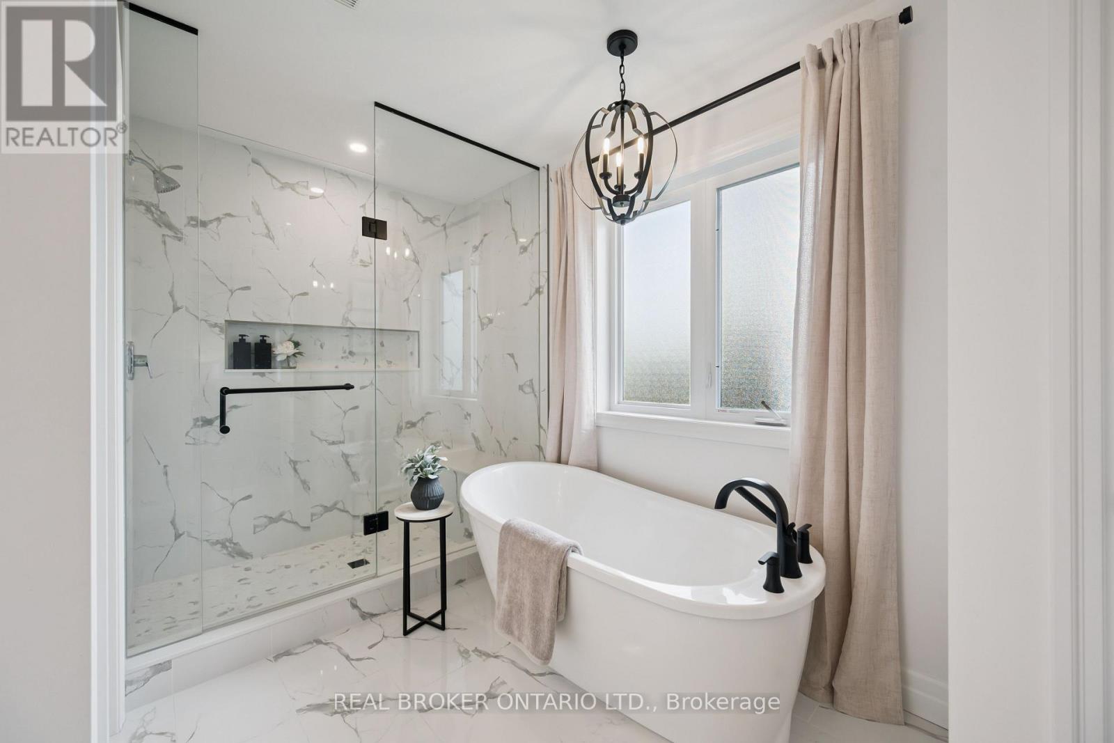 415 ROGERS ROAD - Image 26