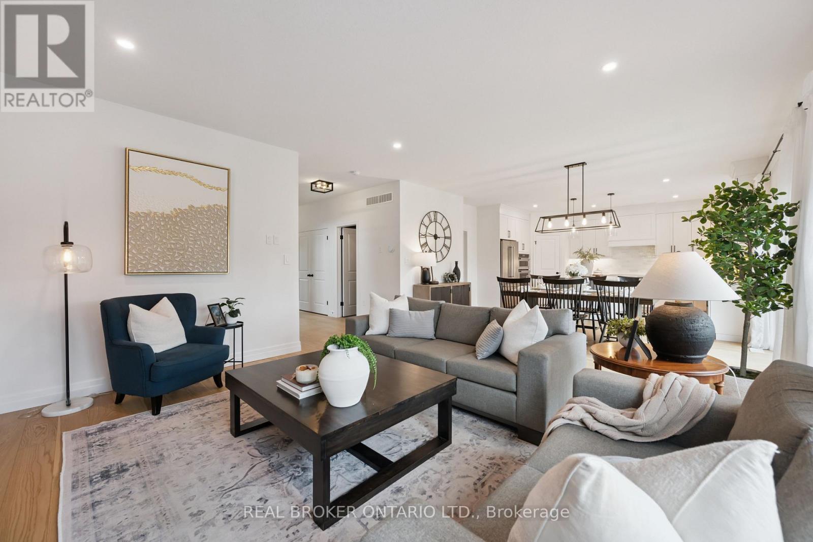 415 ROGERS ROAD - Image 14