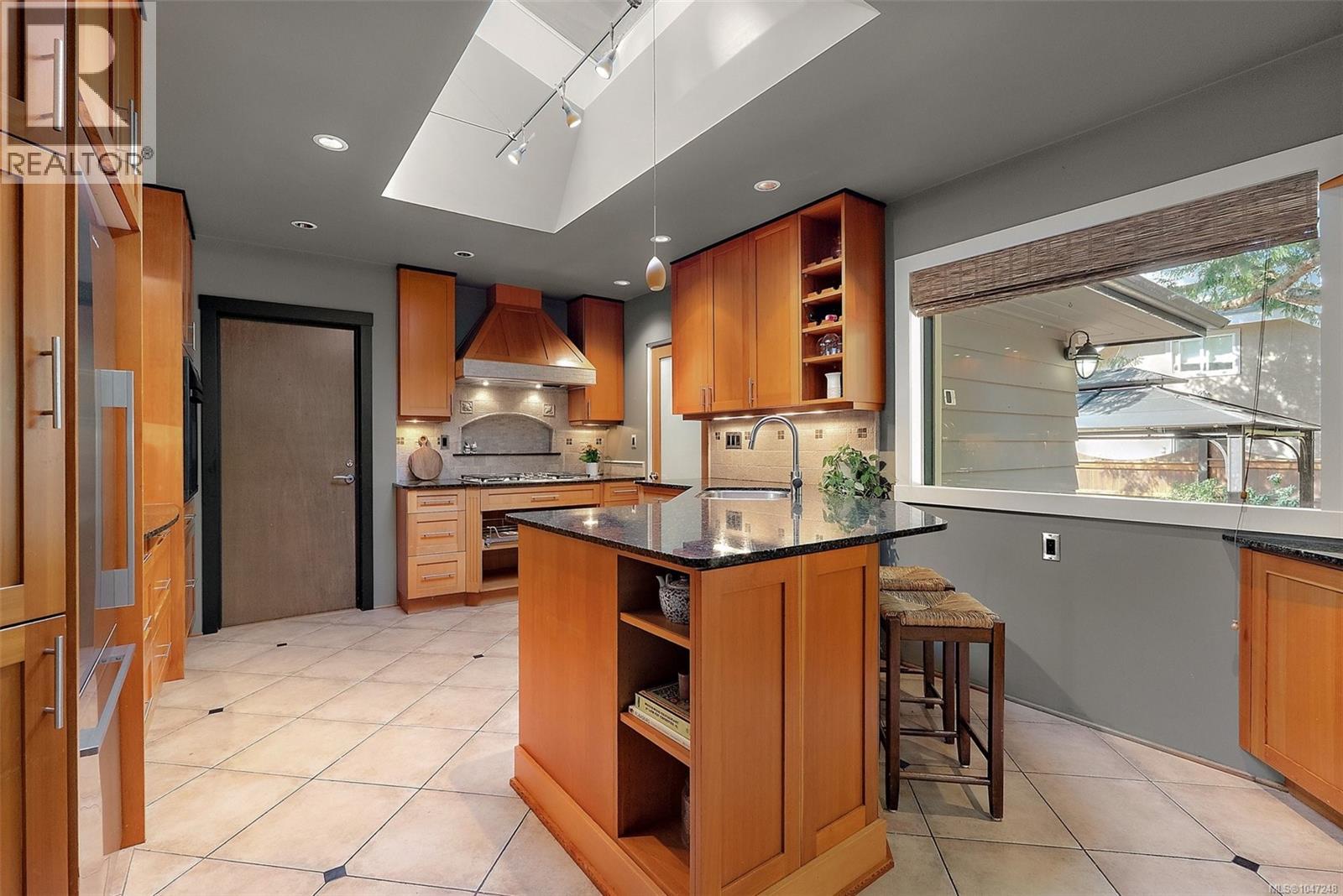 1680 Ash Rd - 14