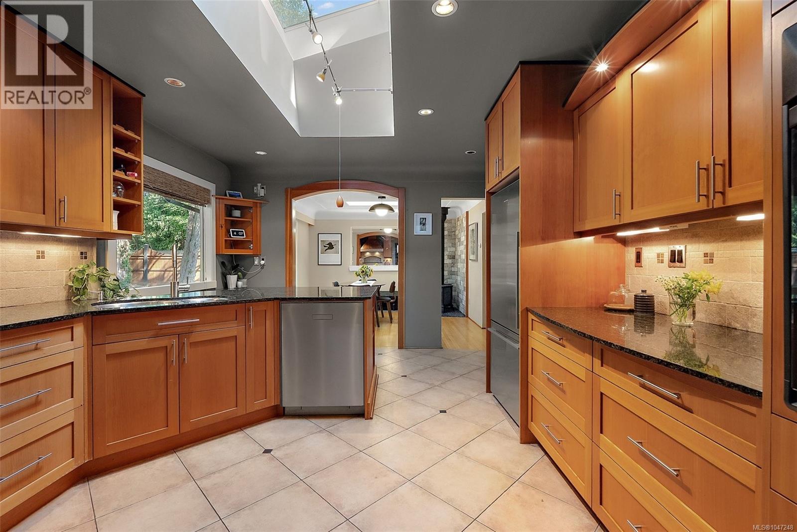 1680 Ash Rd - Image 16