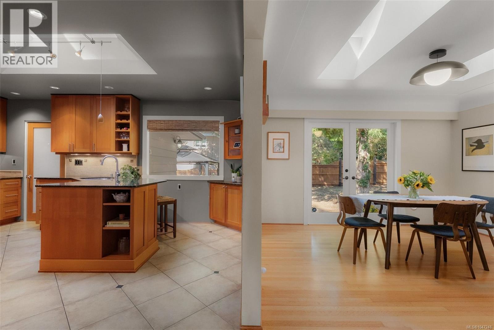 1680 Ash Rd - Image 20
