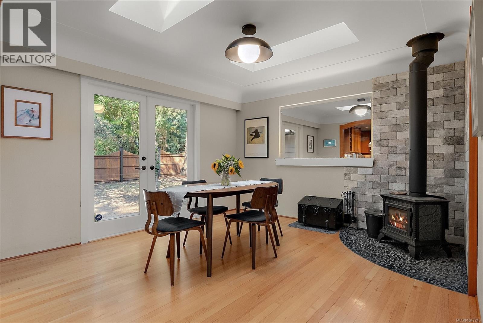 1680 Ash Rd - 21