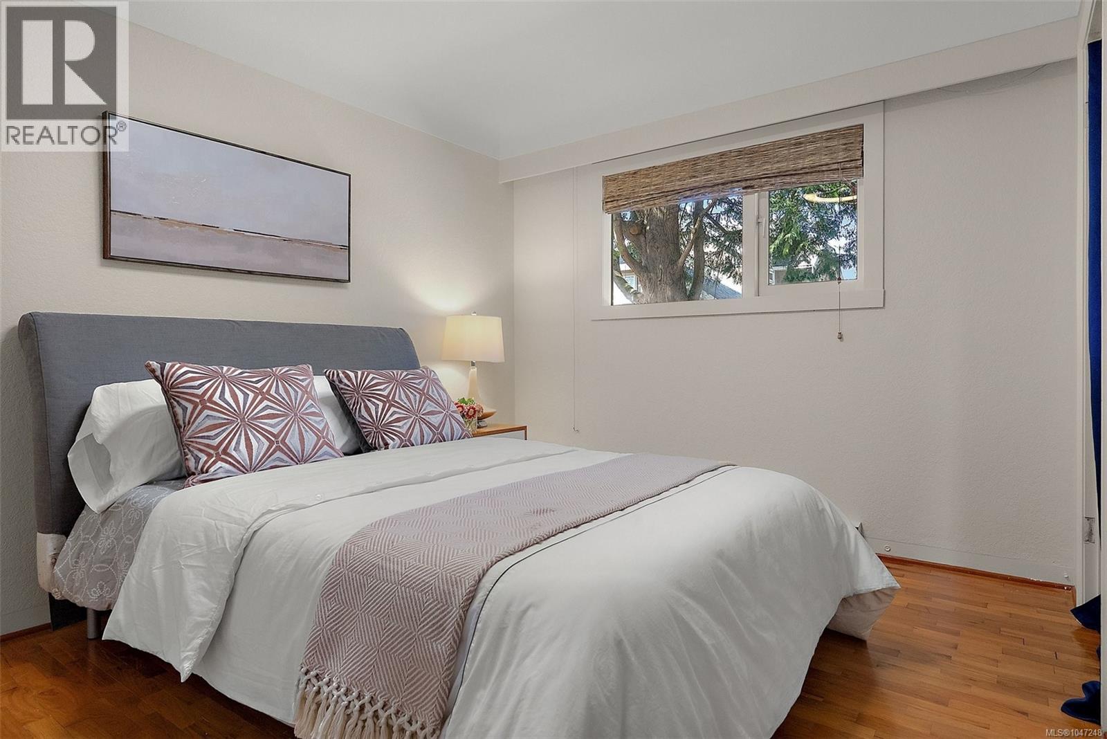 1680 Ash Rd - Image 35