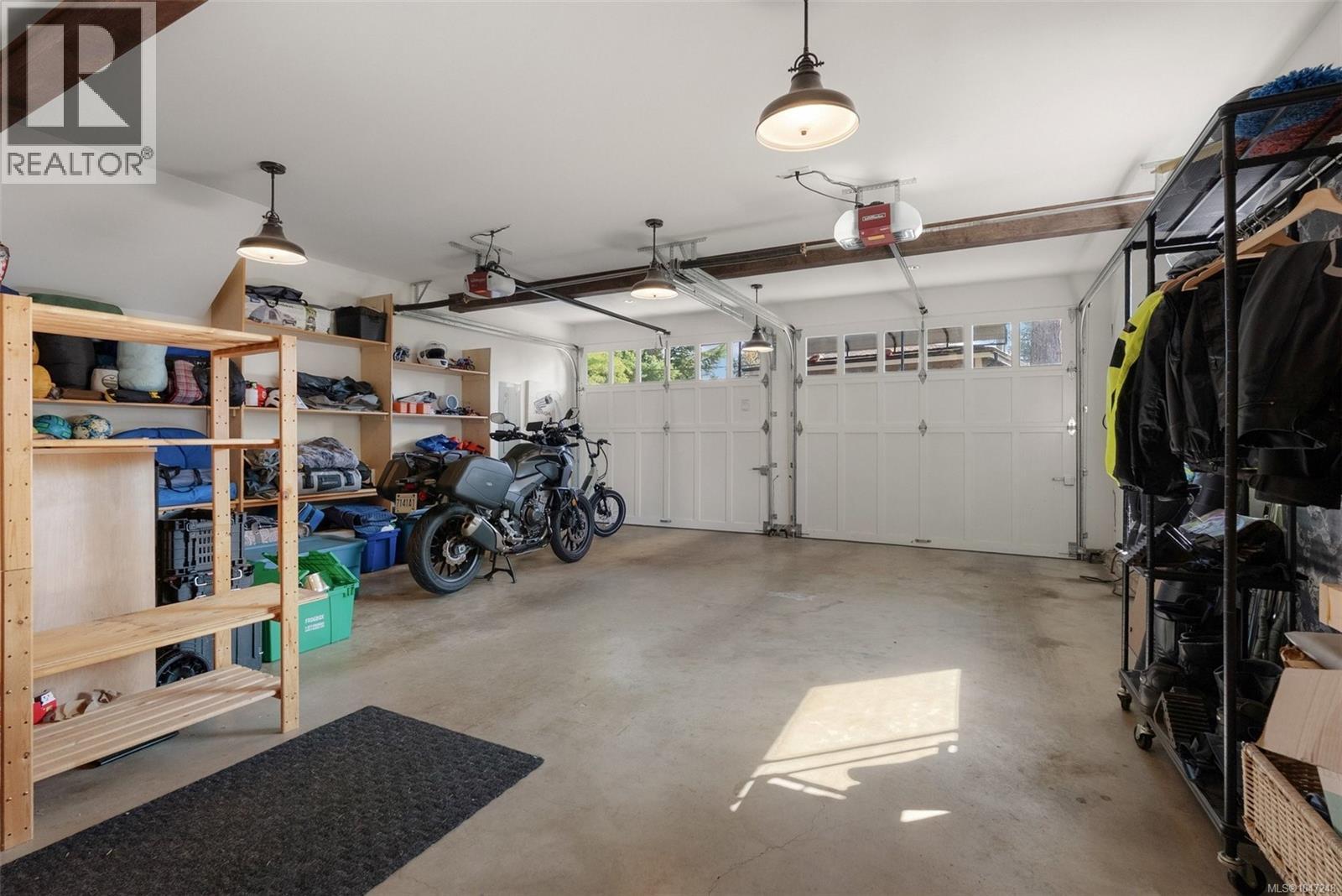 1680 Ash Rd - 37