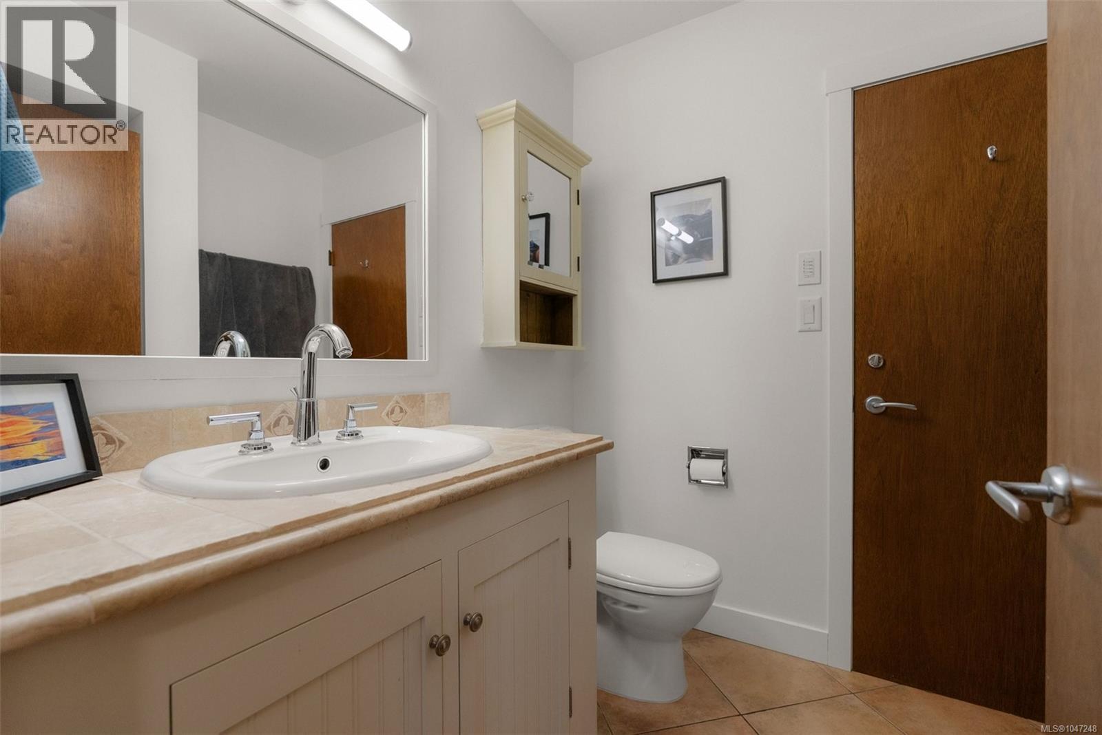 1680 Ash Rd - 40