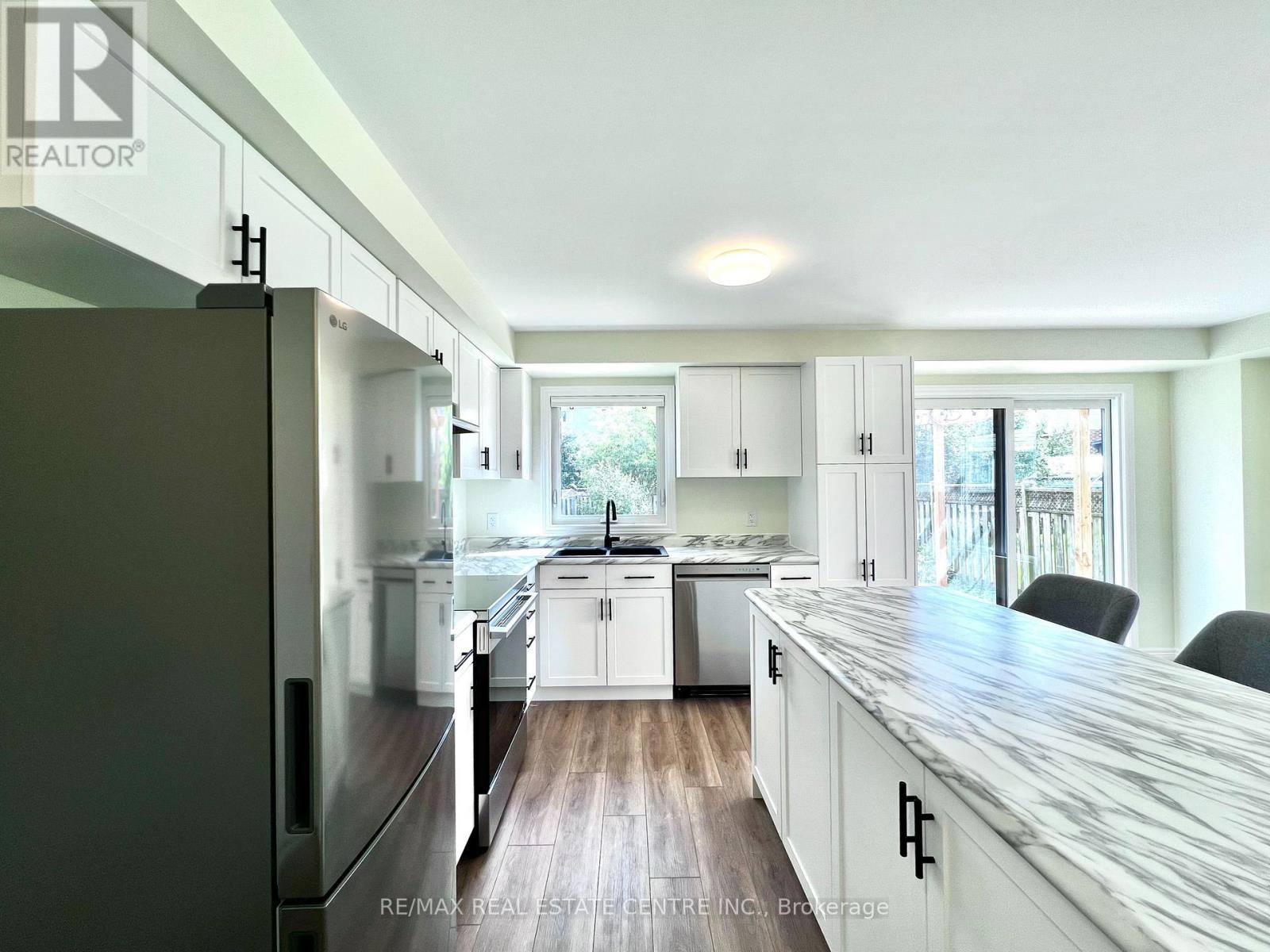 716 RUSSEL COURT - Image 10