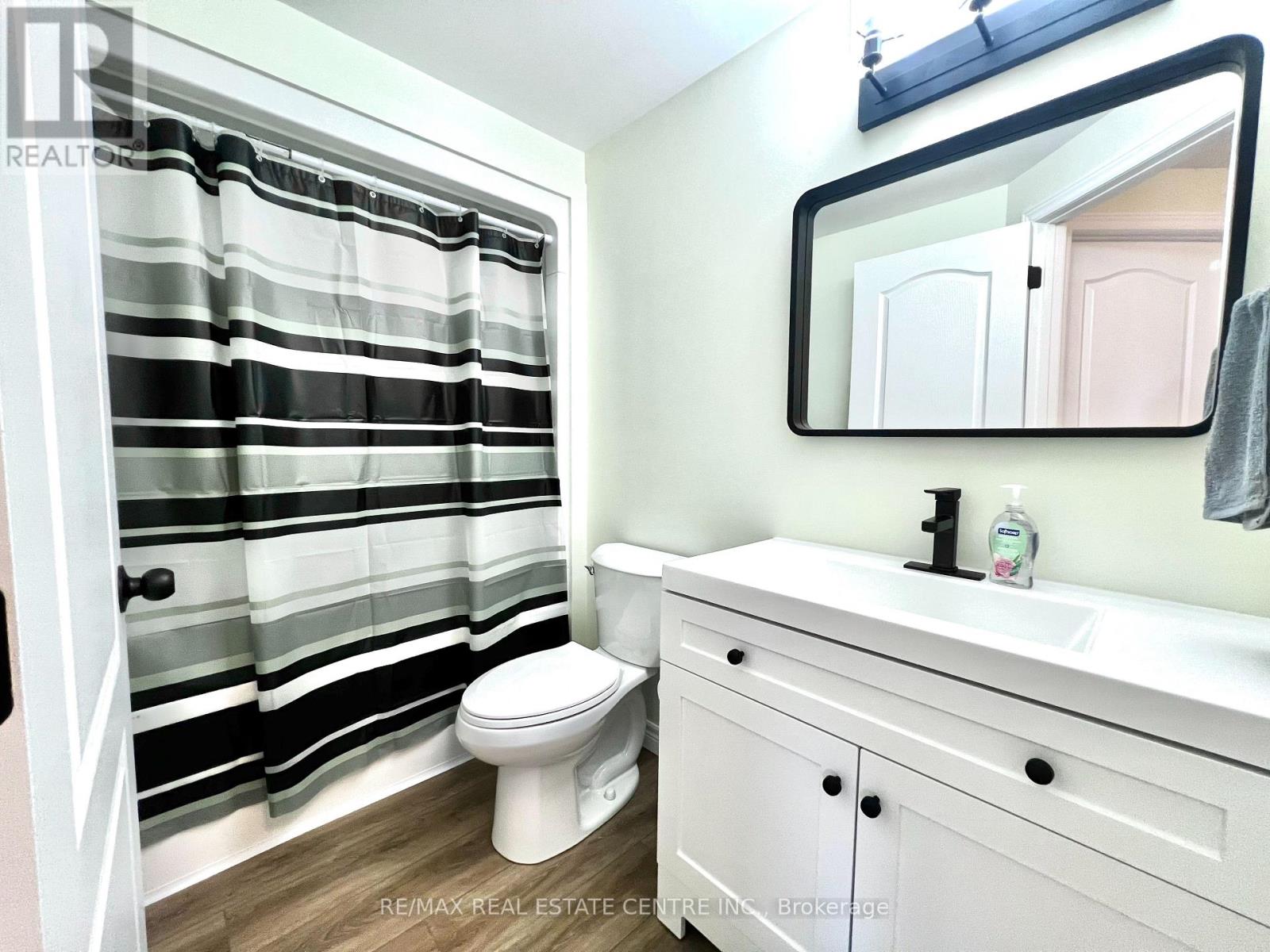 716 RUSSEL COURT - Image 20