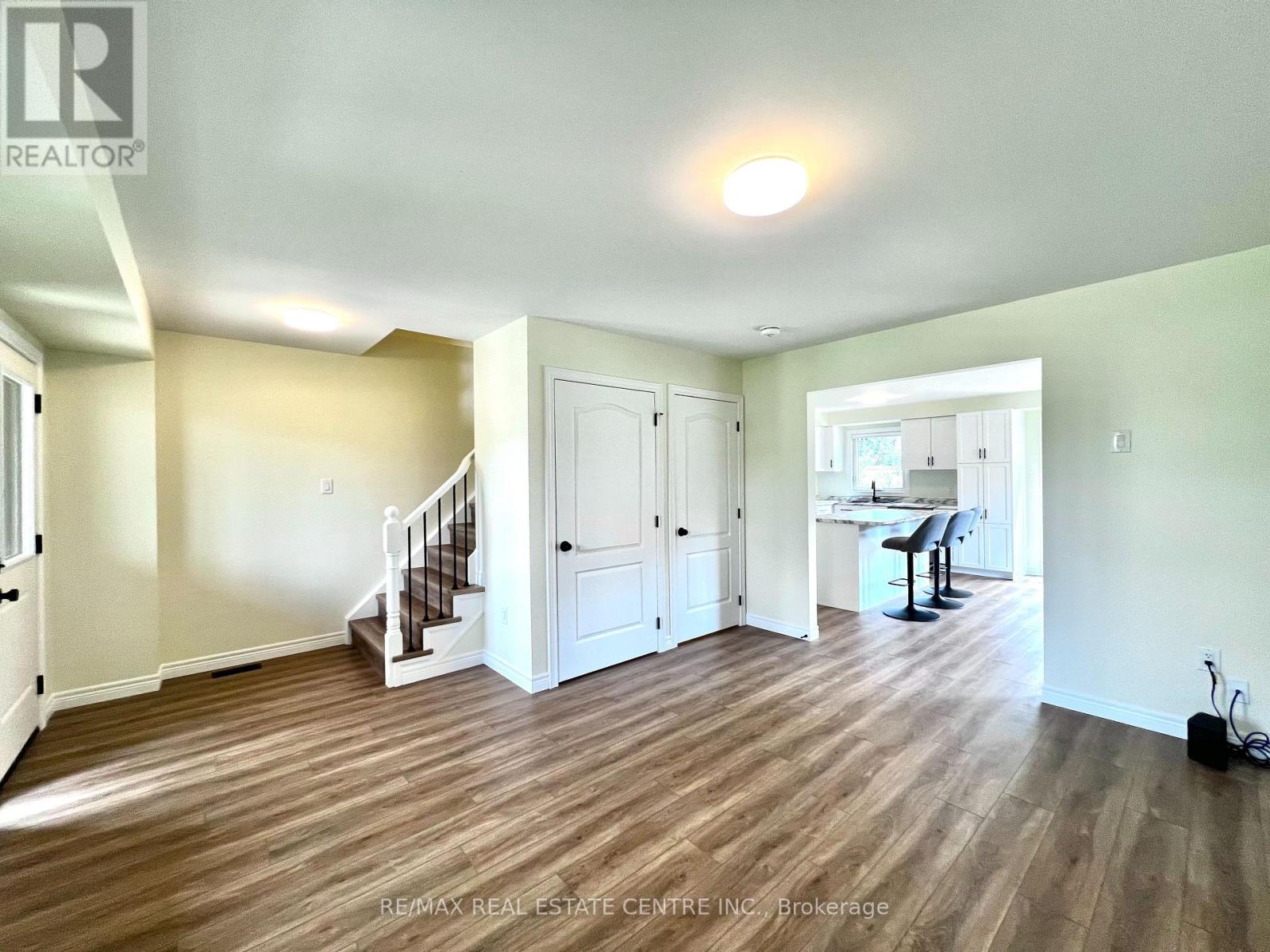 716 RUSSEL COURT - Image 5