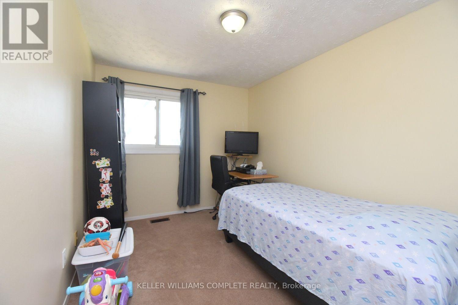 #116 185 DENISTOUN STREET - 14