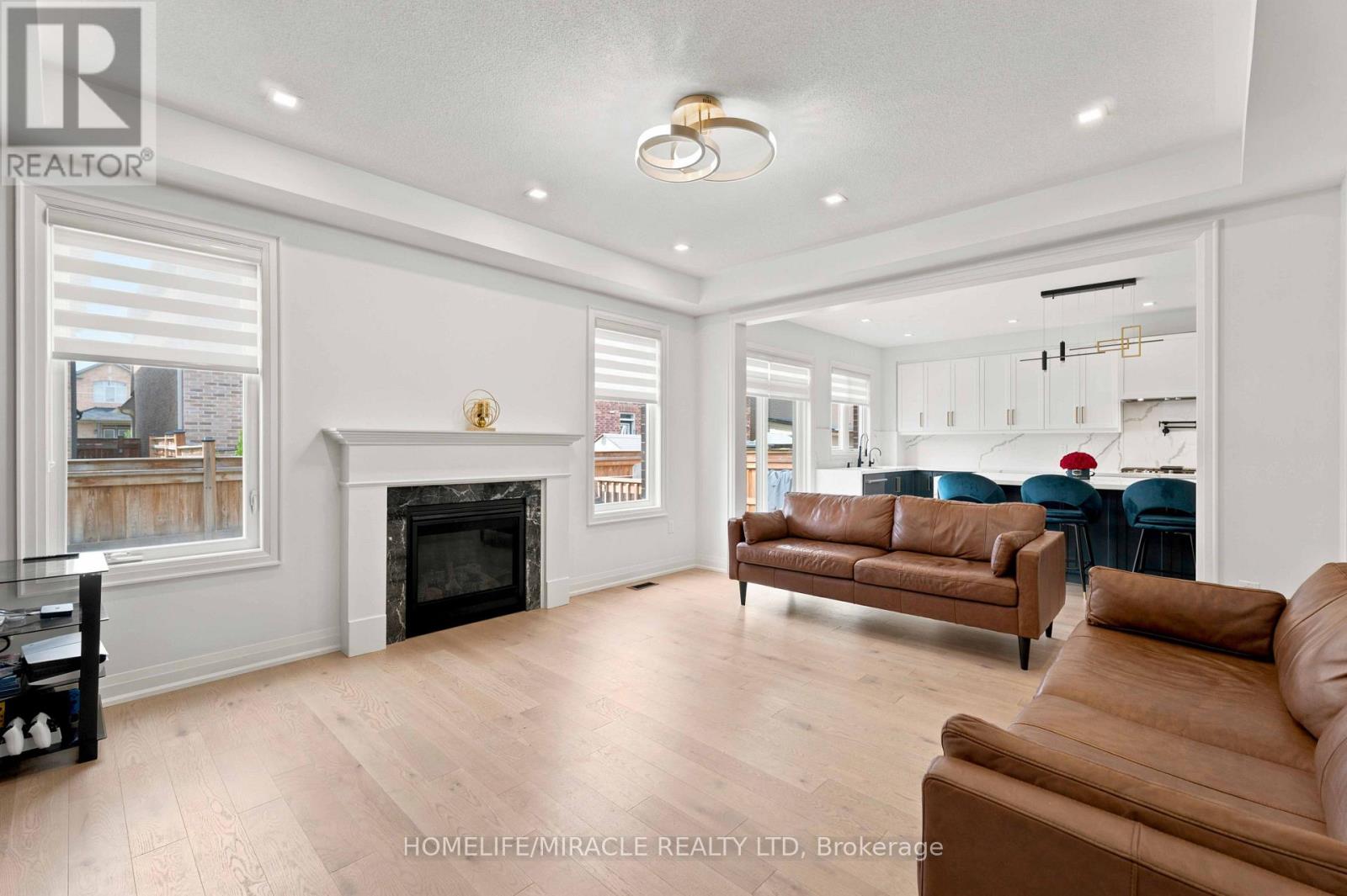 19 KENESKY DRIVE - 17