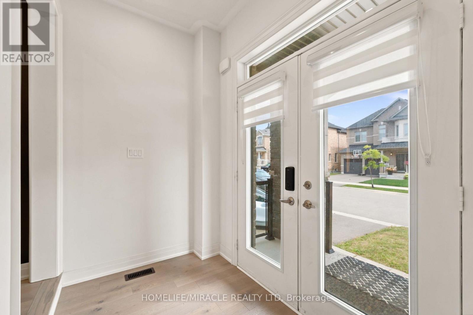 19 KENESKY DRIVE - 6