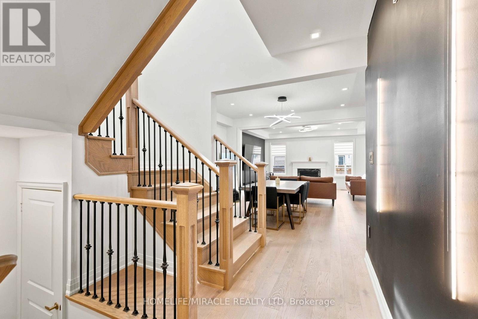19 KENESKY DRIVE - 9
