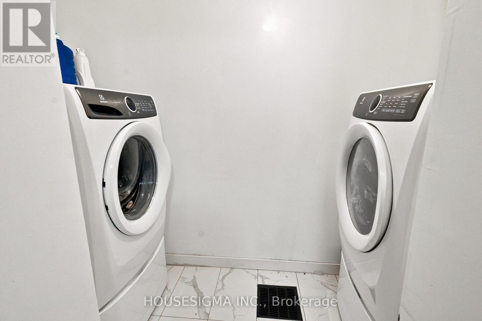 386 GRANGE ROAD - Image 42