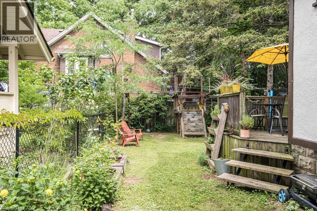 78 PAISLEY Avenue N - Image 42