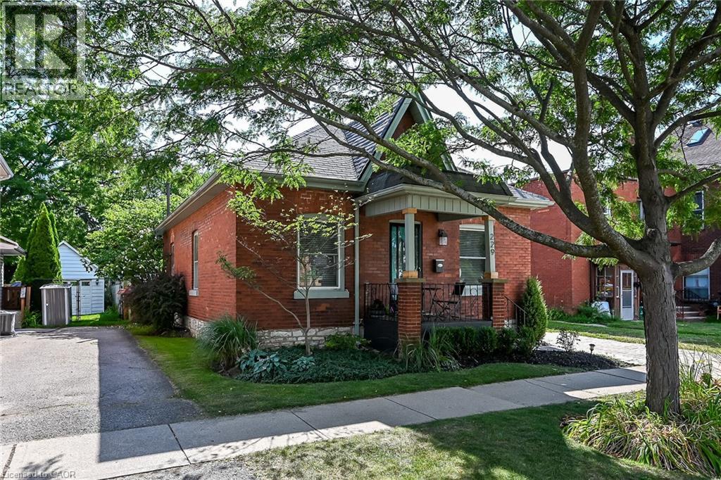 229 BROCK Street - 1