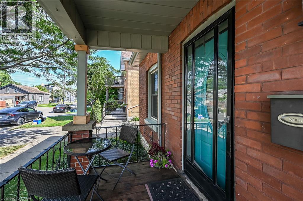 229 BROCK Street - 3