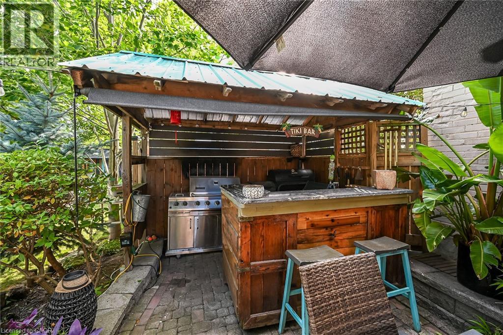 229 BROCK Street - 30