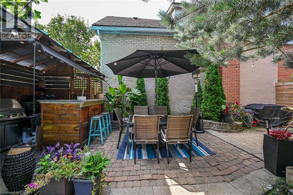 229 BROCK Street - 31