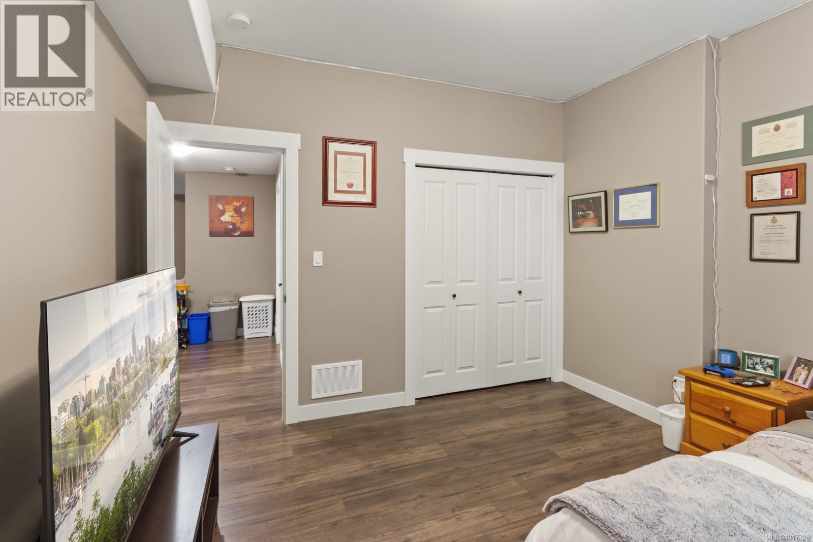 234 Golden Oaks Cres - Image 51
