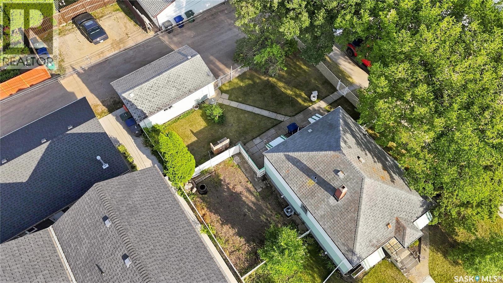 1506 Edward AVENUE - 29