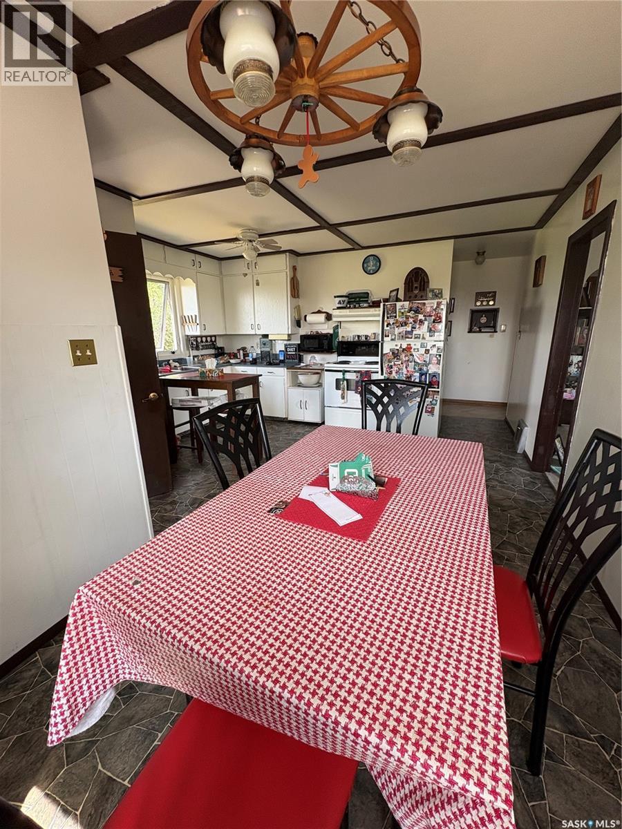 Duff Acreage - Image 10