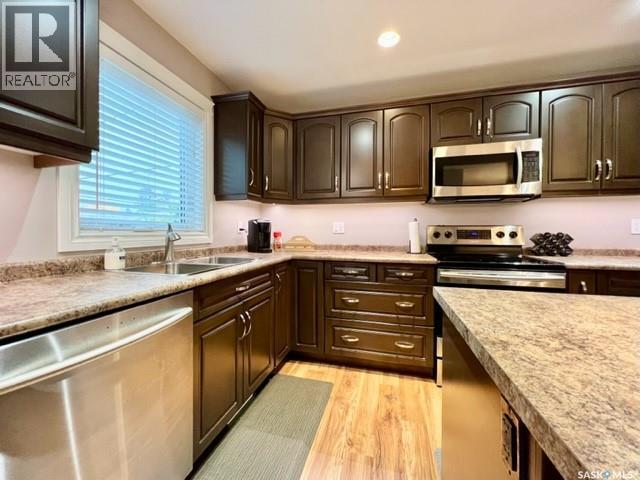 1516 Edward AVENUE - Image 11