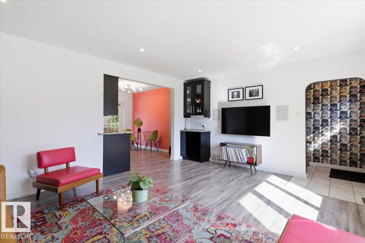 10834 134 ST NW - Image 6