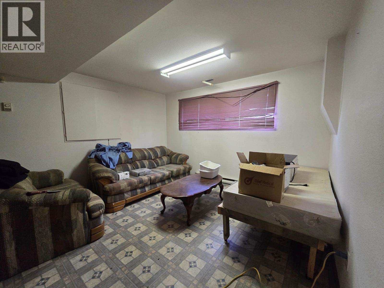 1345 DIEFENBAKER DRIVE - 10