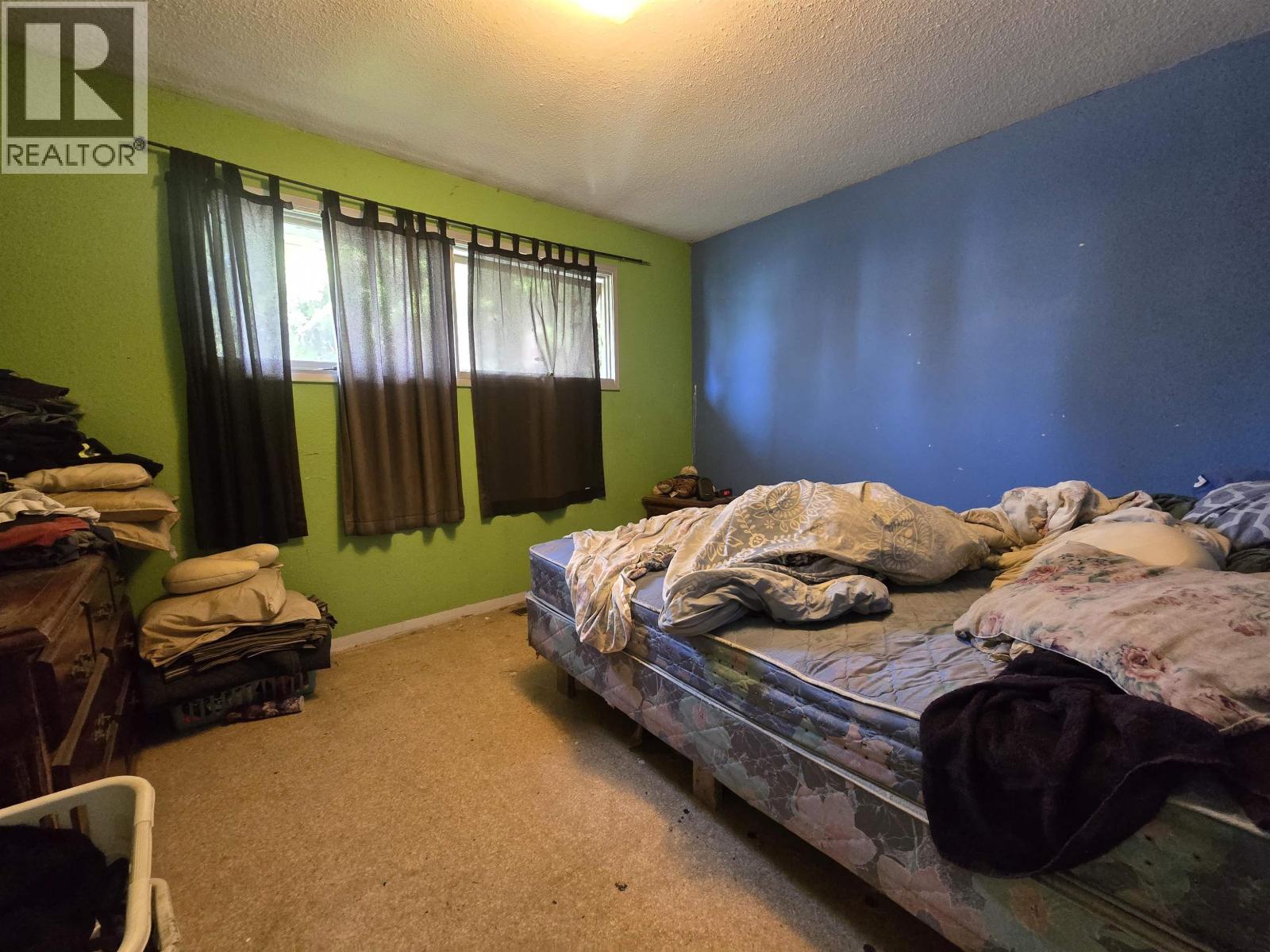 1345 DIEFENBAKER DRIVE - 12