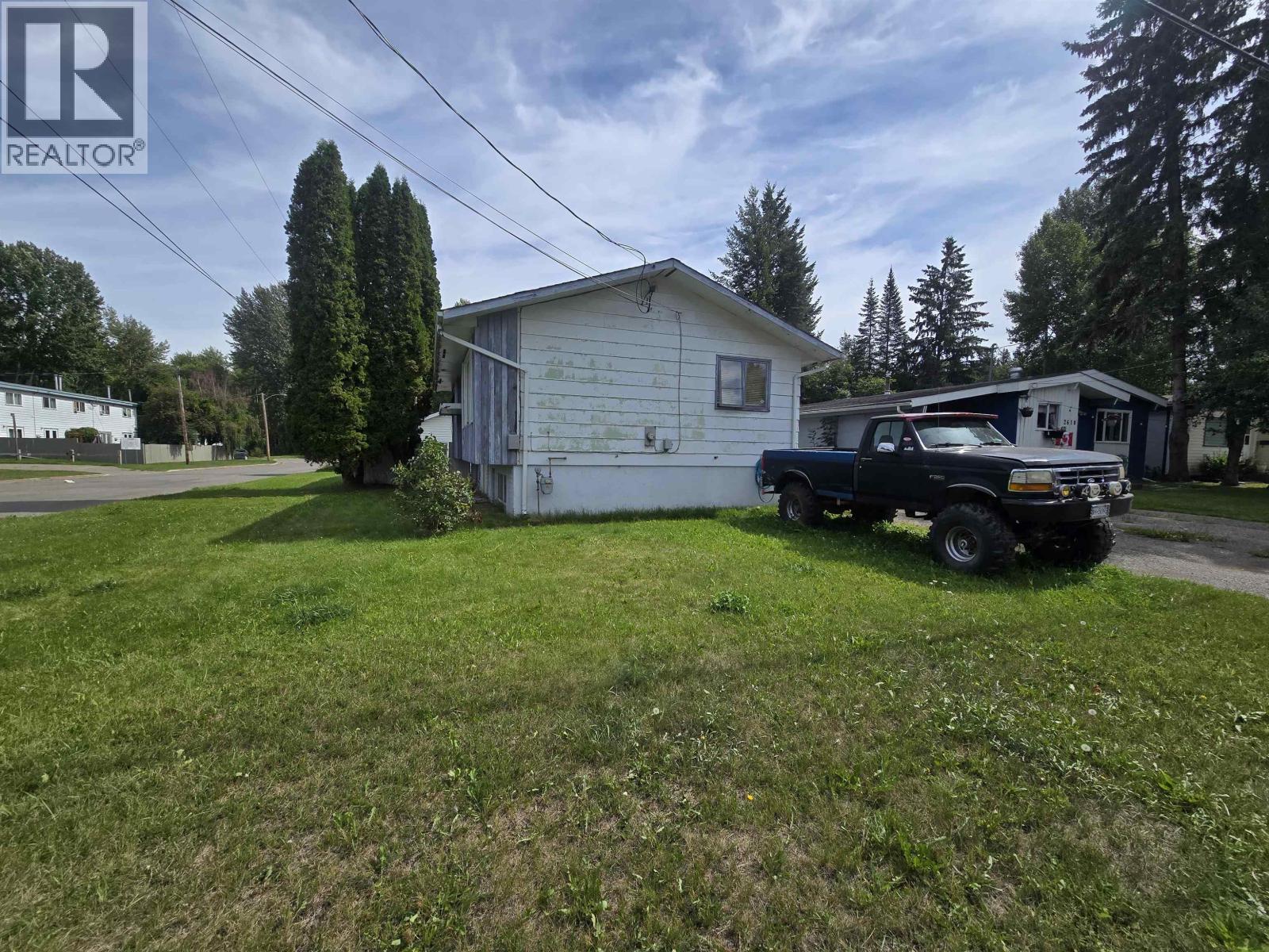 1345 DIEFENBAKER DRIVE - 16