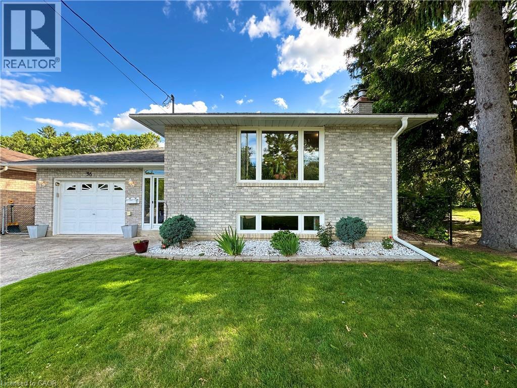 36 OAKHILL Drive - Image 3