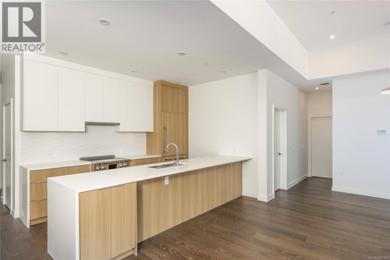 #407 9570 Fifth St - 2
