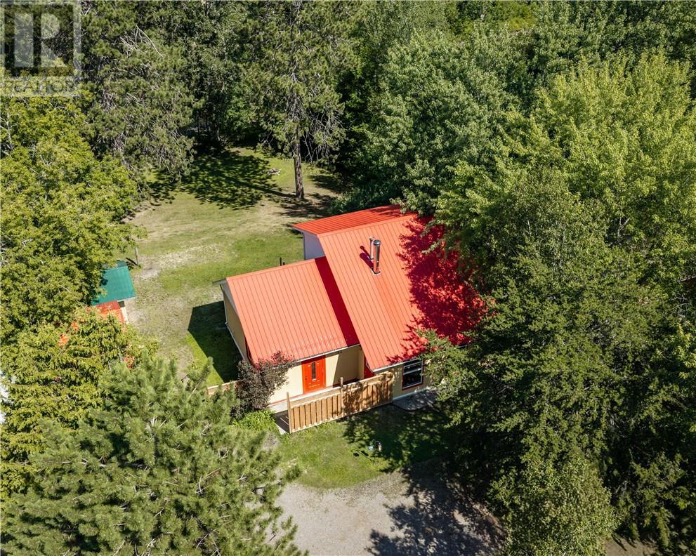 162 Riverside Drive West - Image 27