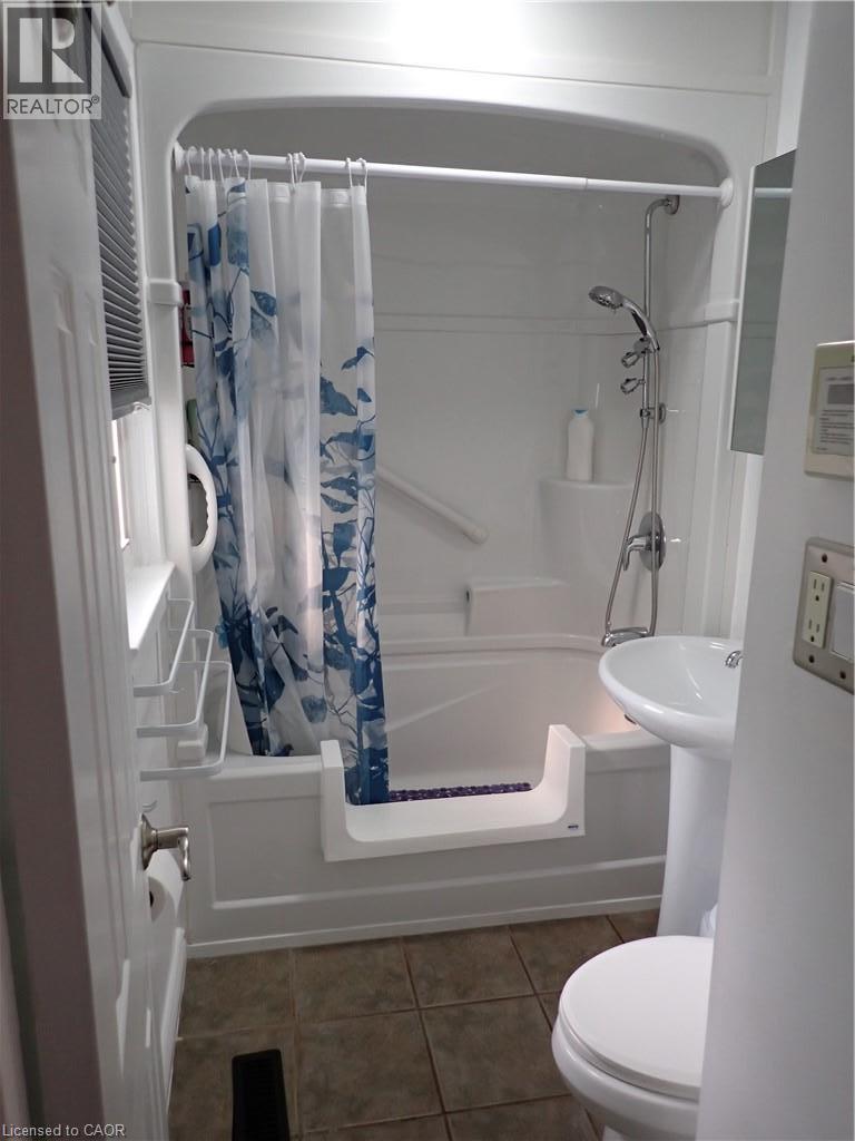 15 BLAIR Avenue - 9