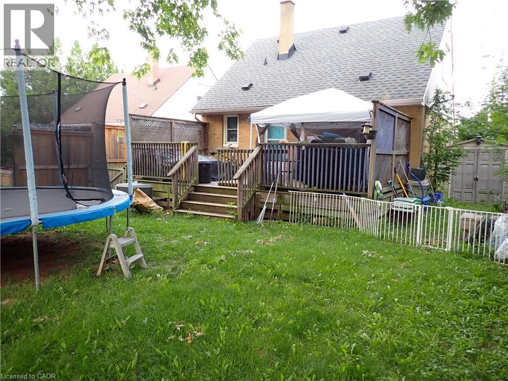 15 BLAIR Avenue - 22