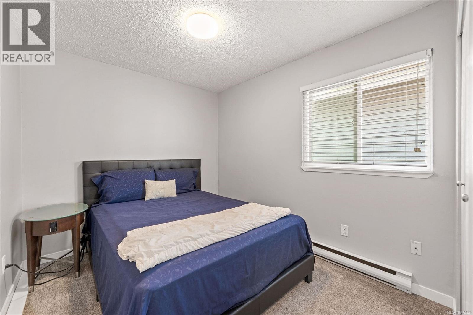 #4 524 Rosehill St - 33
