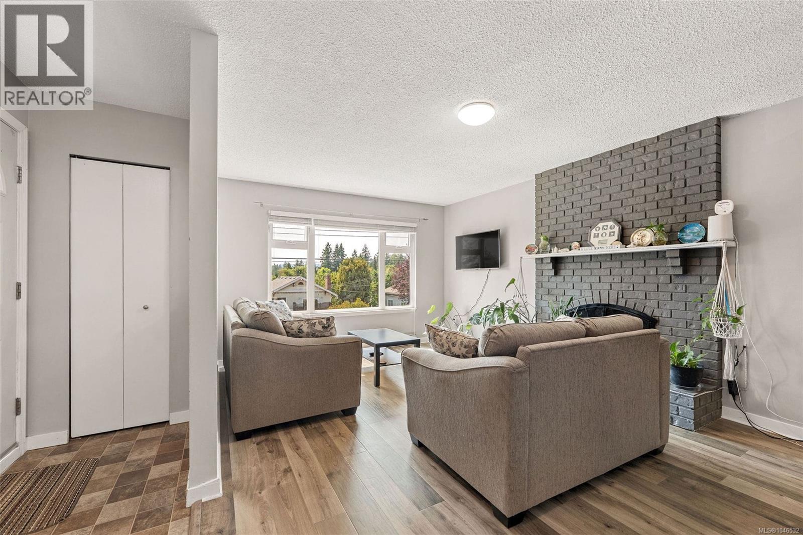 #4 524 Rosehill St - Image 17