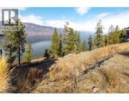 3504 Arrowroot Drive, Kelowna, BC V1V3G2 Photo 9