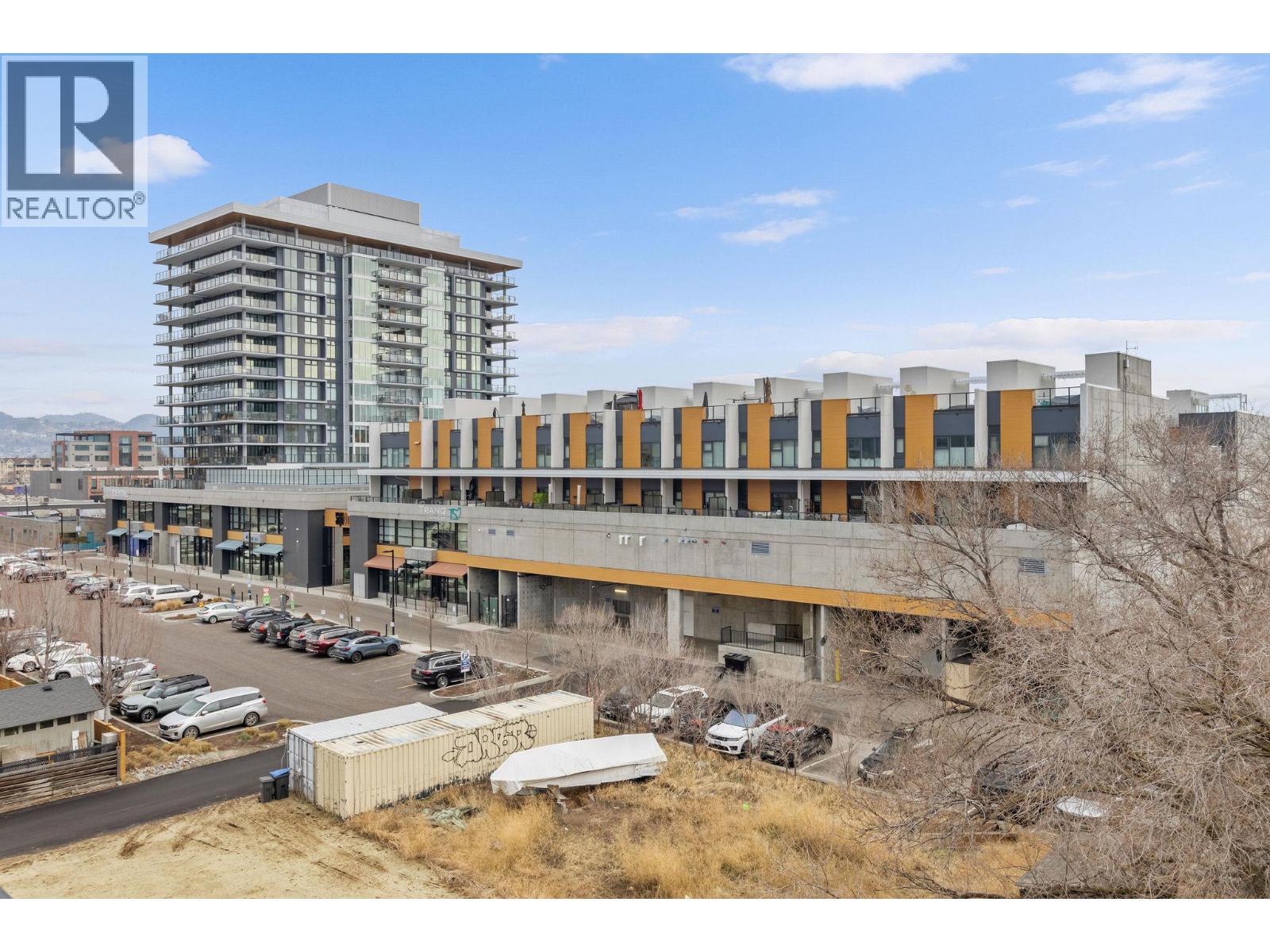 #206 3051 Abbott Street - Image 21